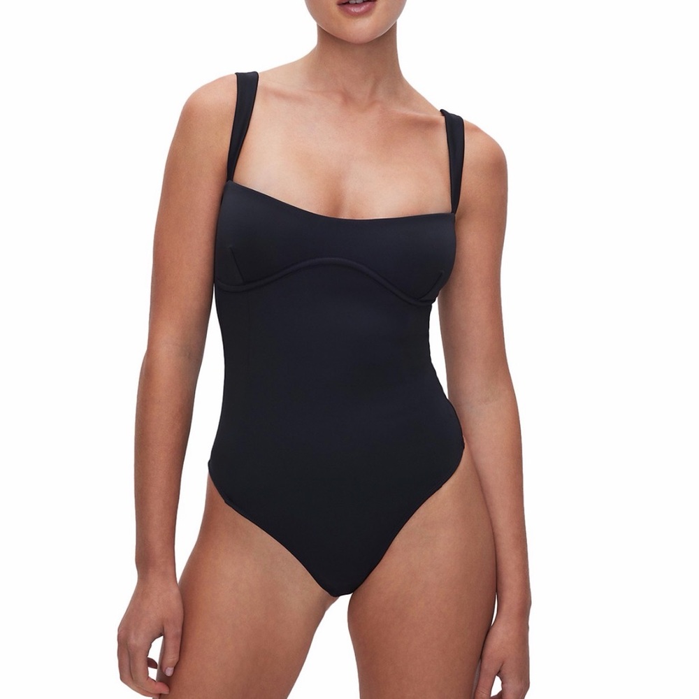 Good American bodysuit